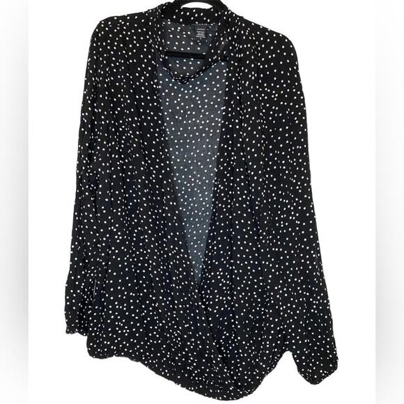 Torrid Black White Polka Dot Chiffon Mock Neck V-Neckline Surplice Blouse - Picture 5 of 7